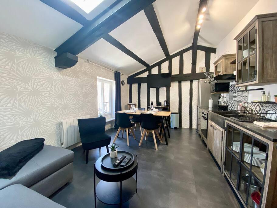 Bel Appartement - 2 Chambres - Proche Du Vieux Marche Λα Ροσέλ Εξωτερικό φωτογραφία
